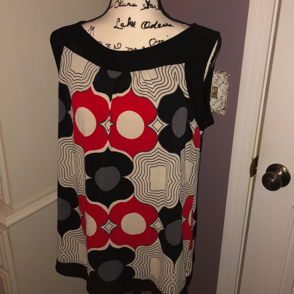 Super cute top size XL